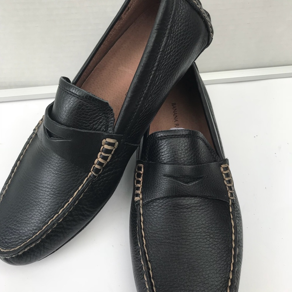 - Banana republic Black leather men’s drivin…